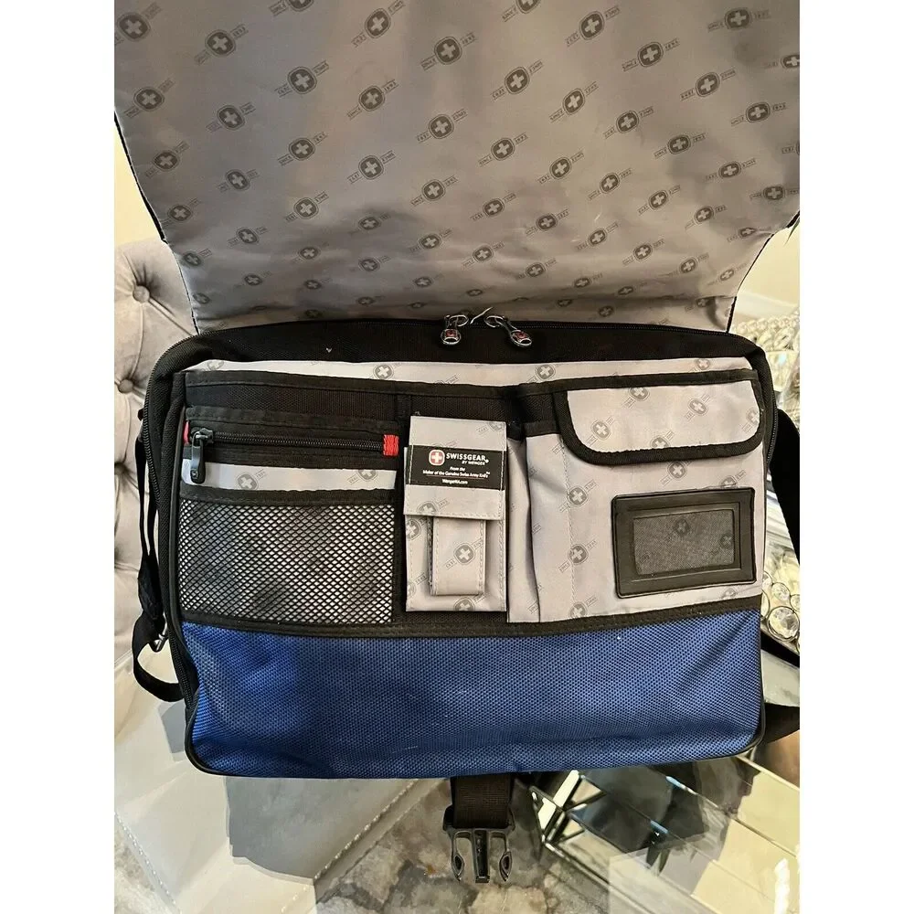 Wenger Swiss Gear Computer Laptop Tablet Carrying Black Briefcase Travel Bag 16